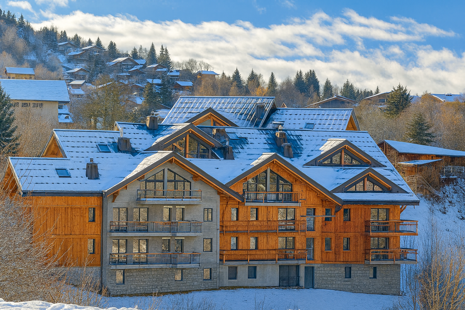 Extérieur après retouche photo pour agence immobilière